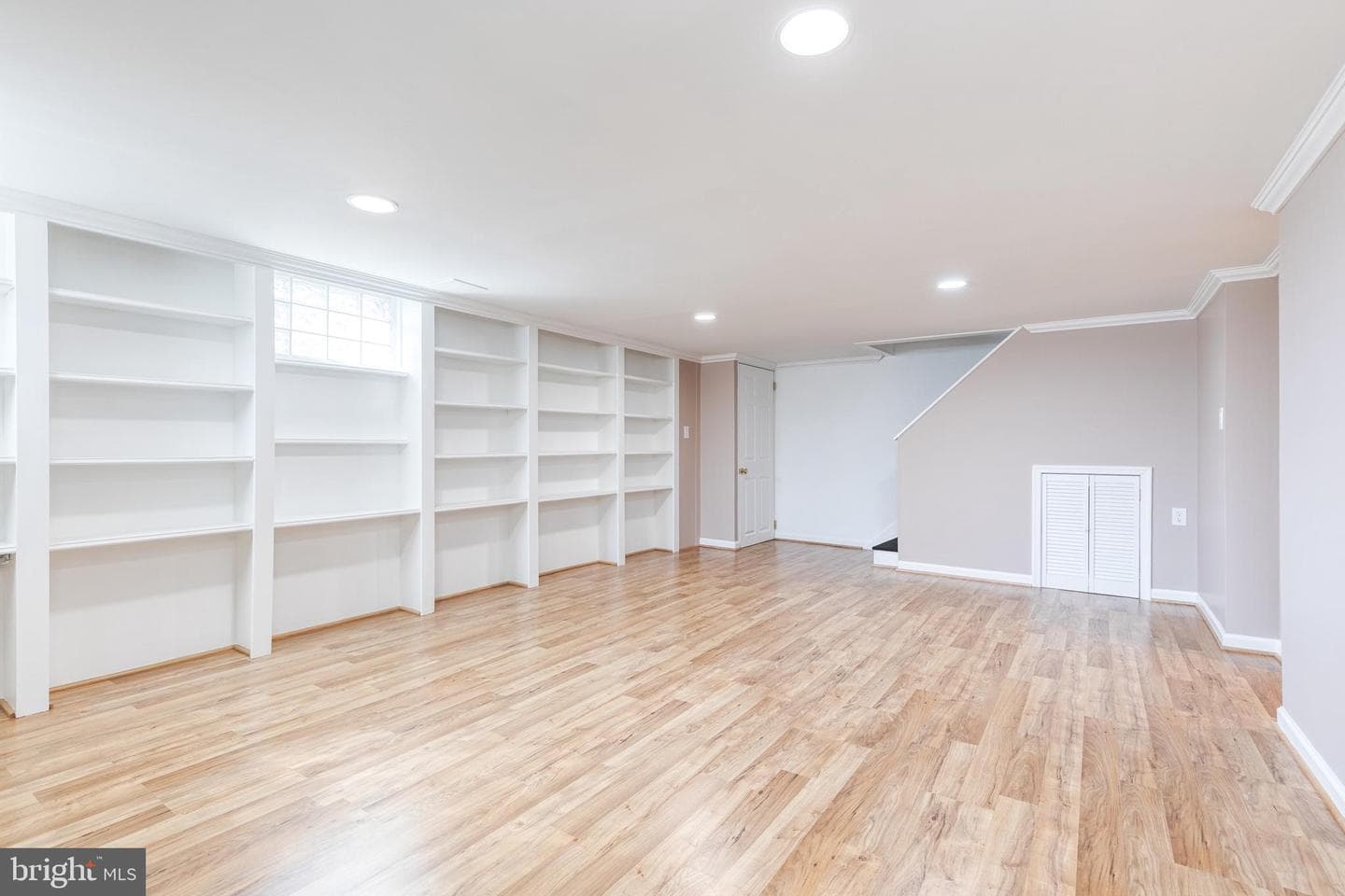 1574 Glen Keith Boulevard photo 28