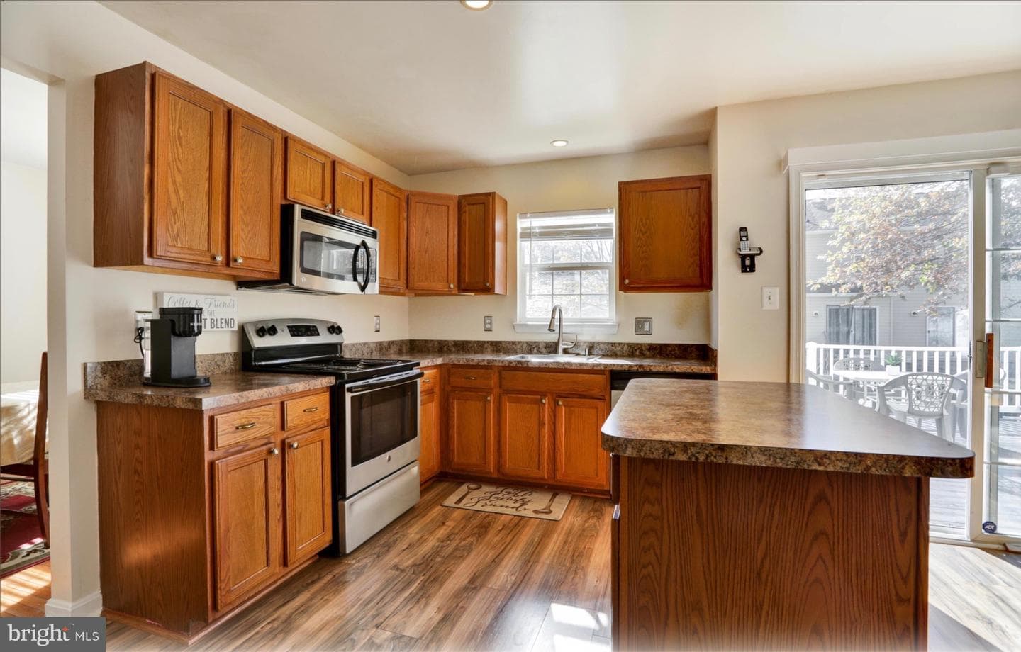 4305 Silver Spring Road photo 2