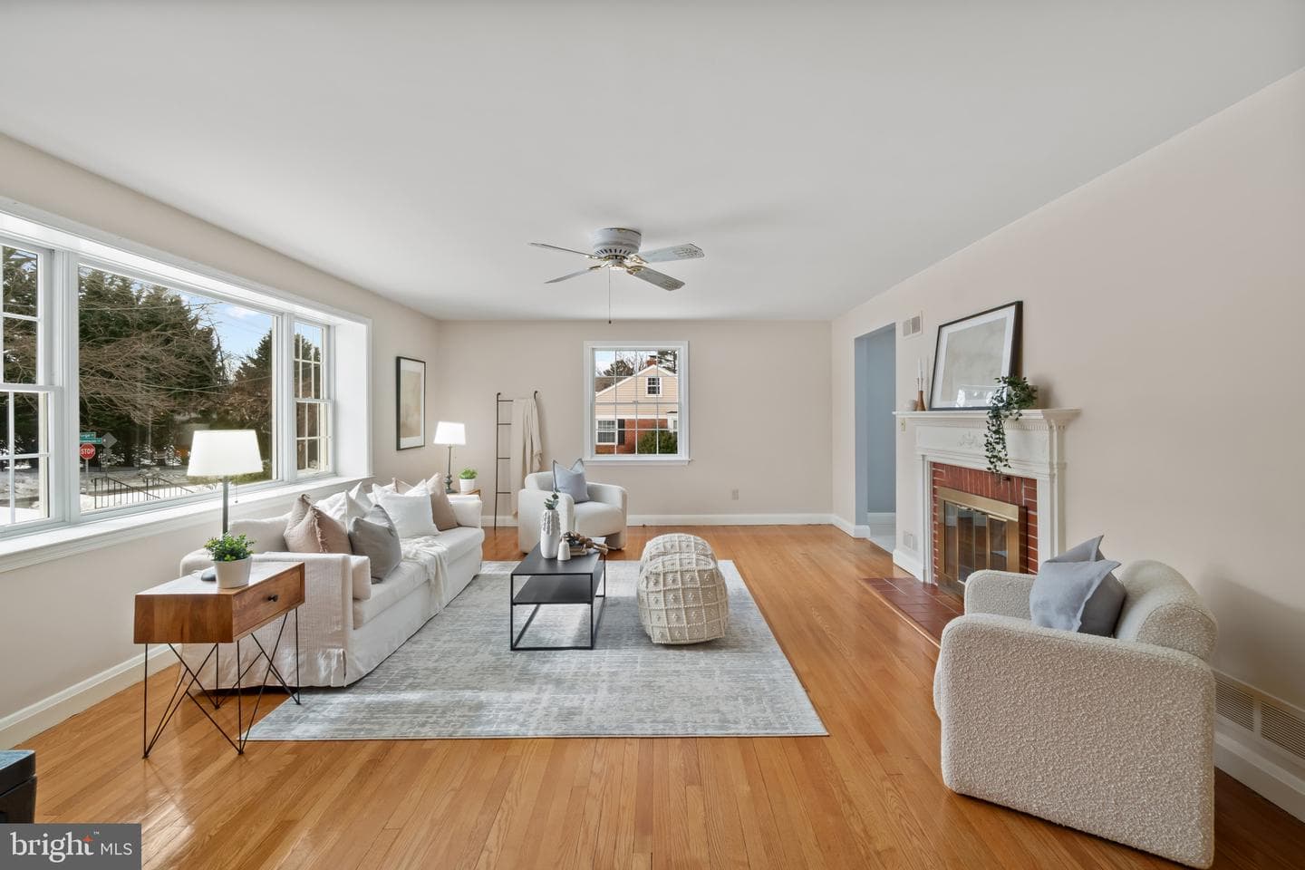 1000 Stevenson Lane photo 3