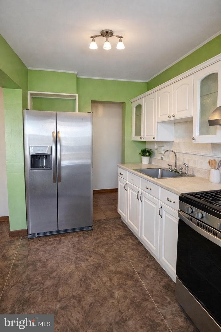 8418 Kavanagh Road photo 6