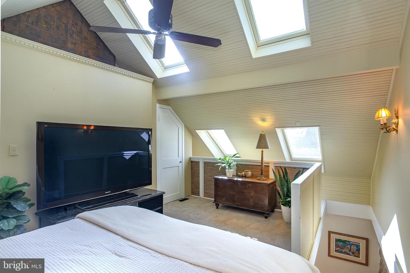 10108 Falls Road photo 30