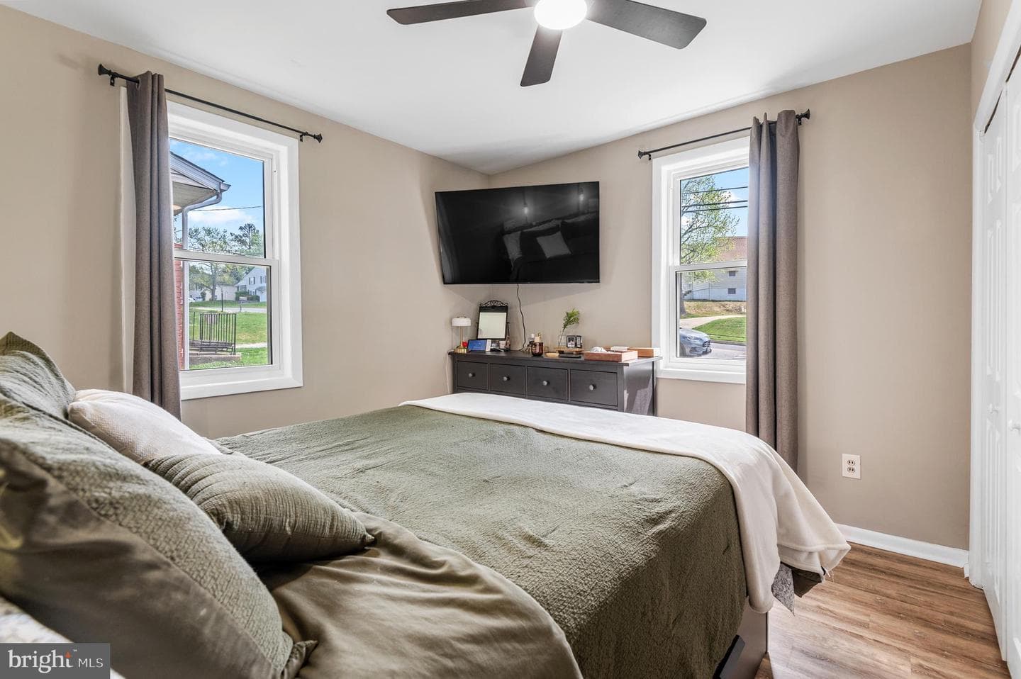 9228 Avondale Road photo 15