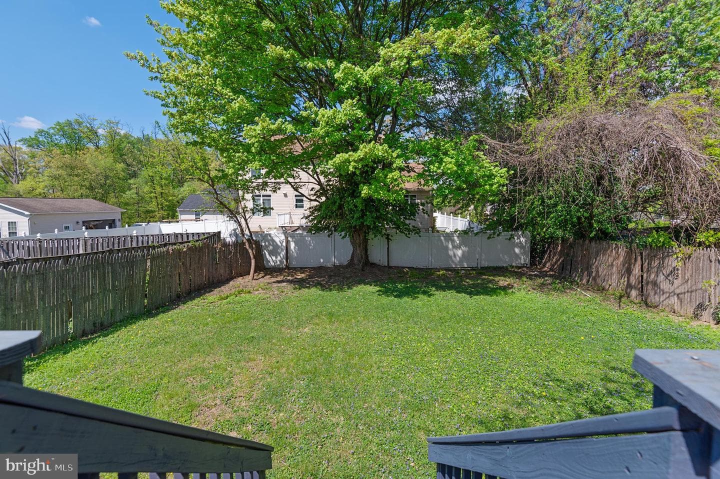 9228 Avondale Road photo 33