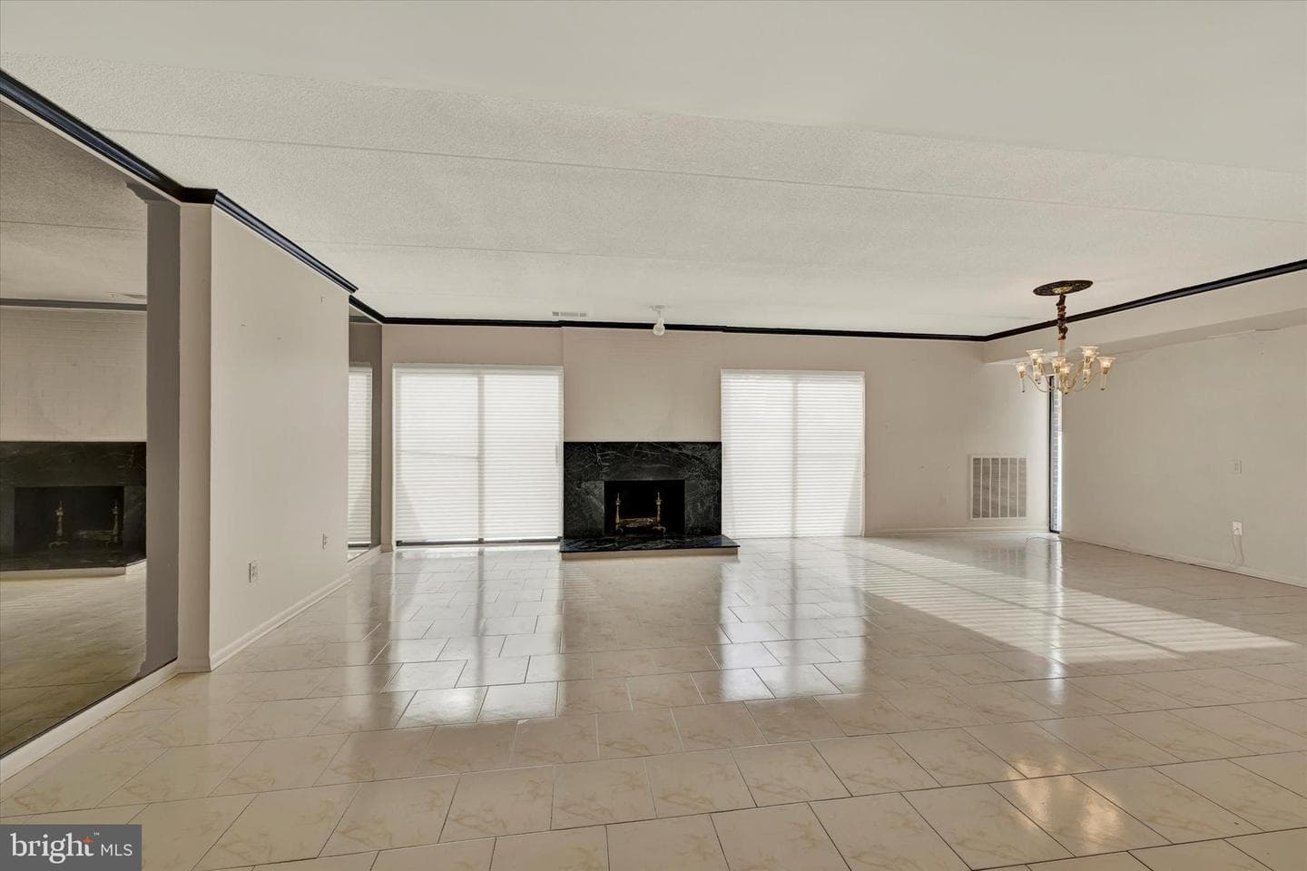 25 Tanner Court #h photo 3