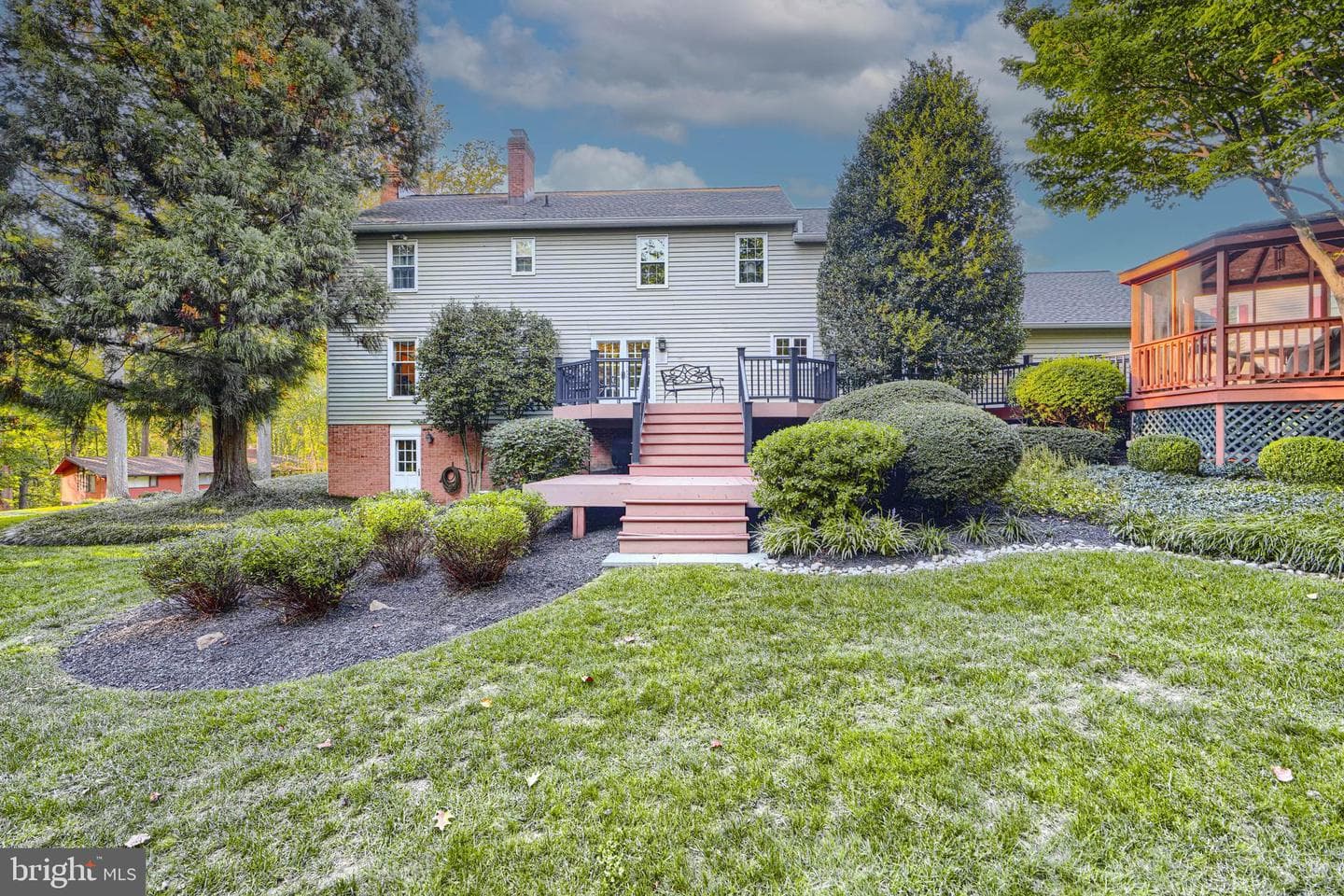5 Holly Berry Court photo 10