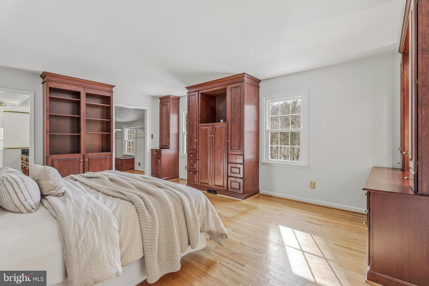 5 Holly Berry Court photo 31