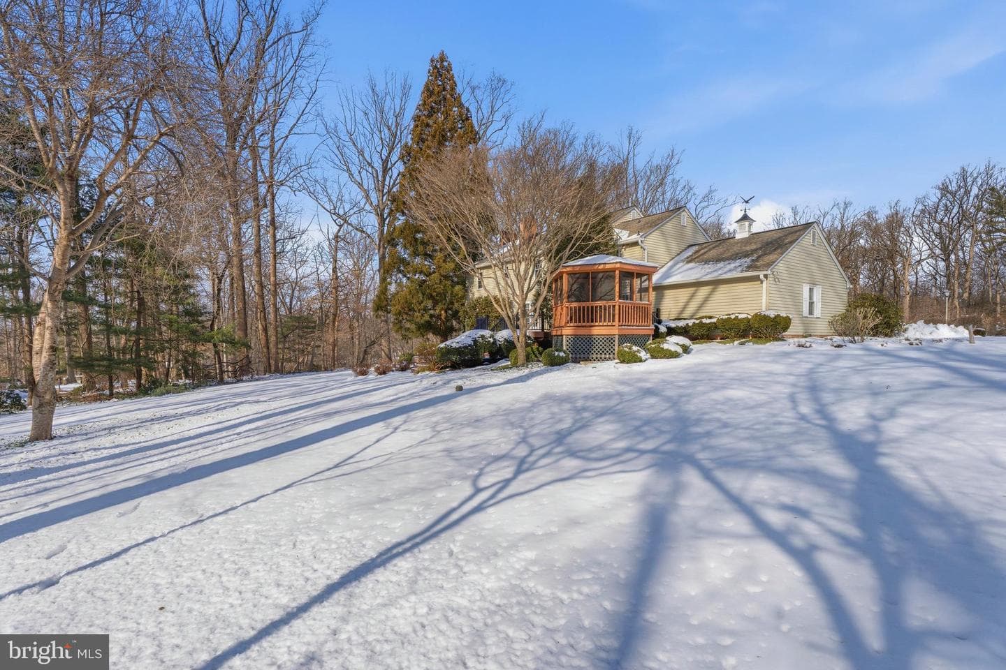 5 Holly Berry Court photo 63