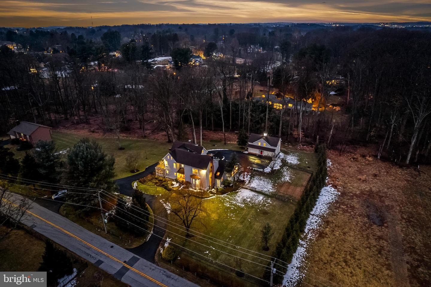 8412 Stevenson Road photo 9