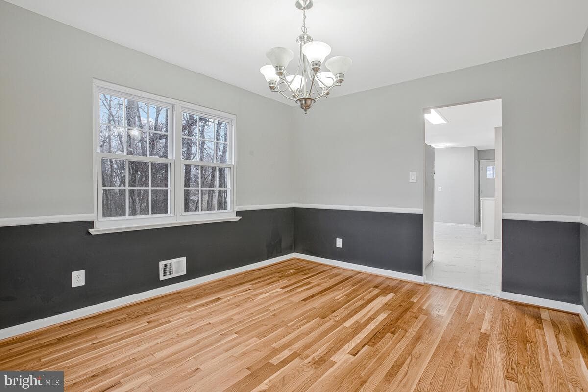 1224 Pleasant Valley Drive photo 8