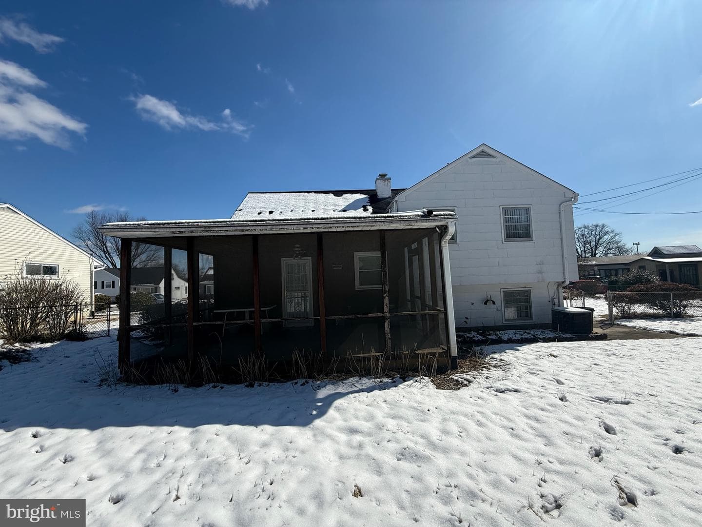 1806 Wentworth Road photo 3