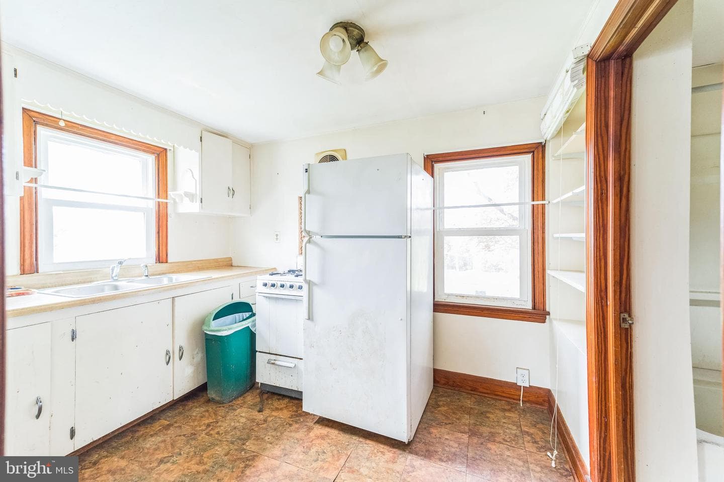 13816 Hanover Pike photo 13