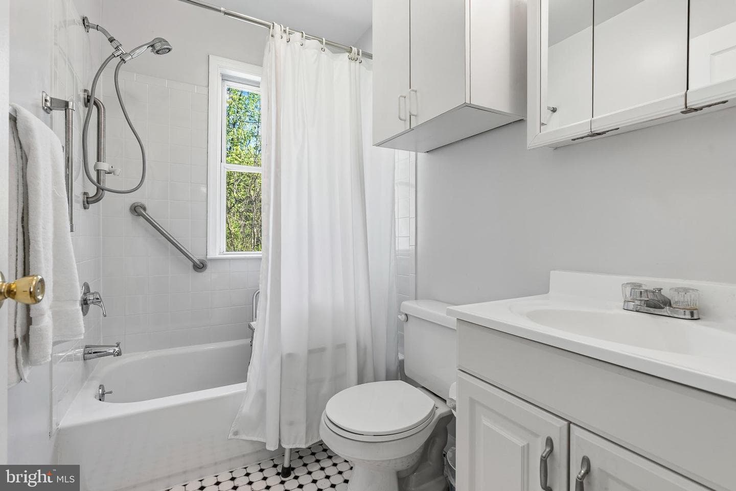 1423 School Lane photo 12