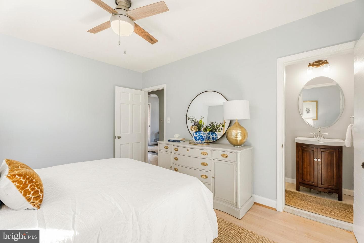 500 Hillen Road photo 20
