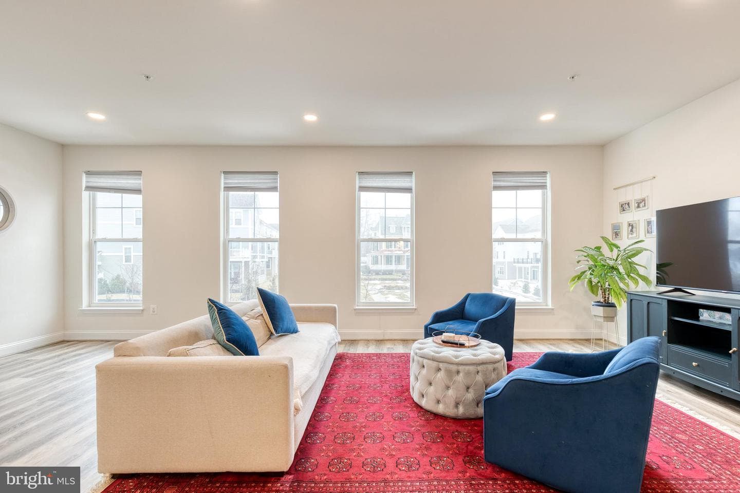 31 Greensborough Road photo 3