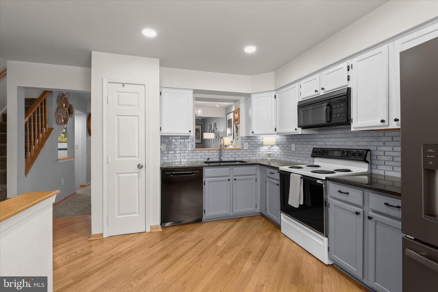 17 Lanhill Court photo 11