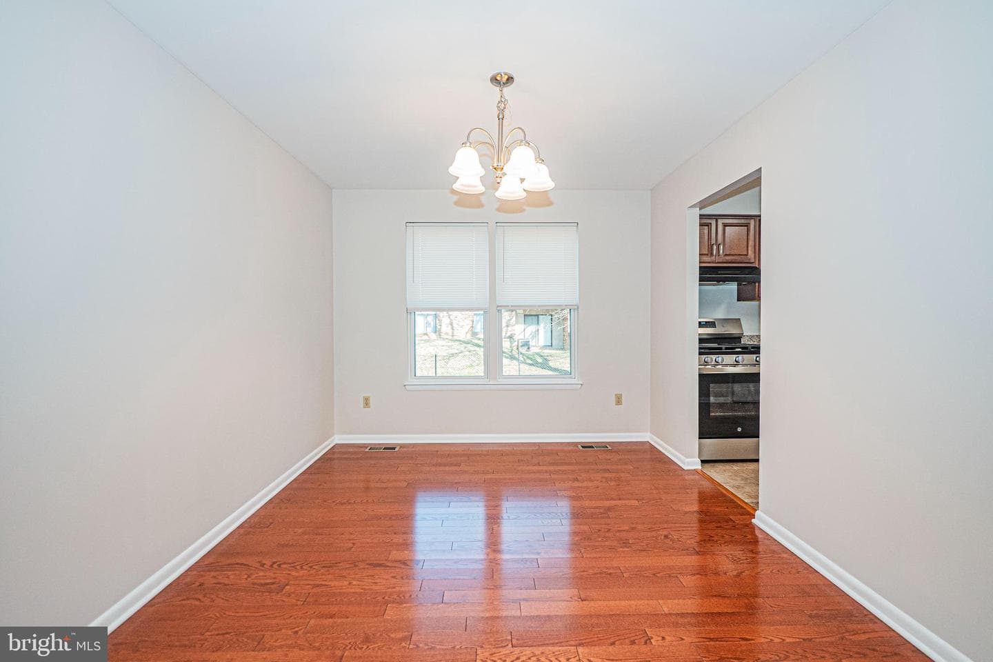 29 Upman Court photo 11