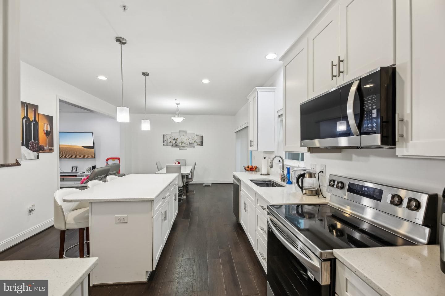 4202 Louisa Avenue photo 9