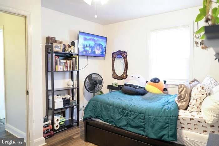 2744 Plainfield Road photo 12
