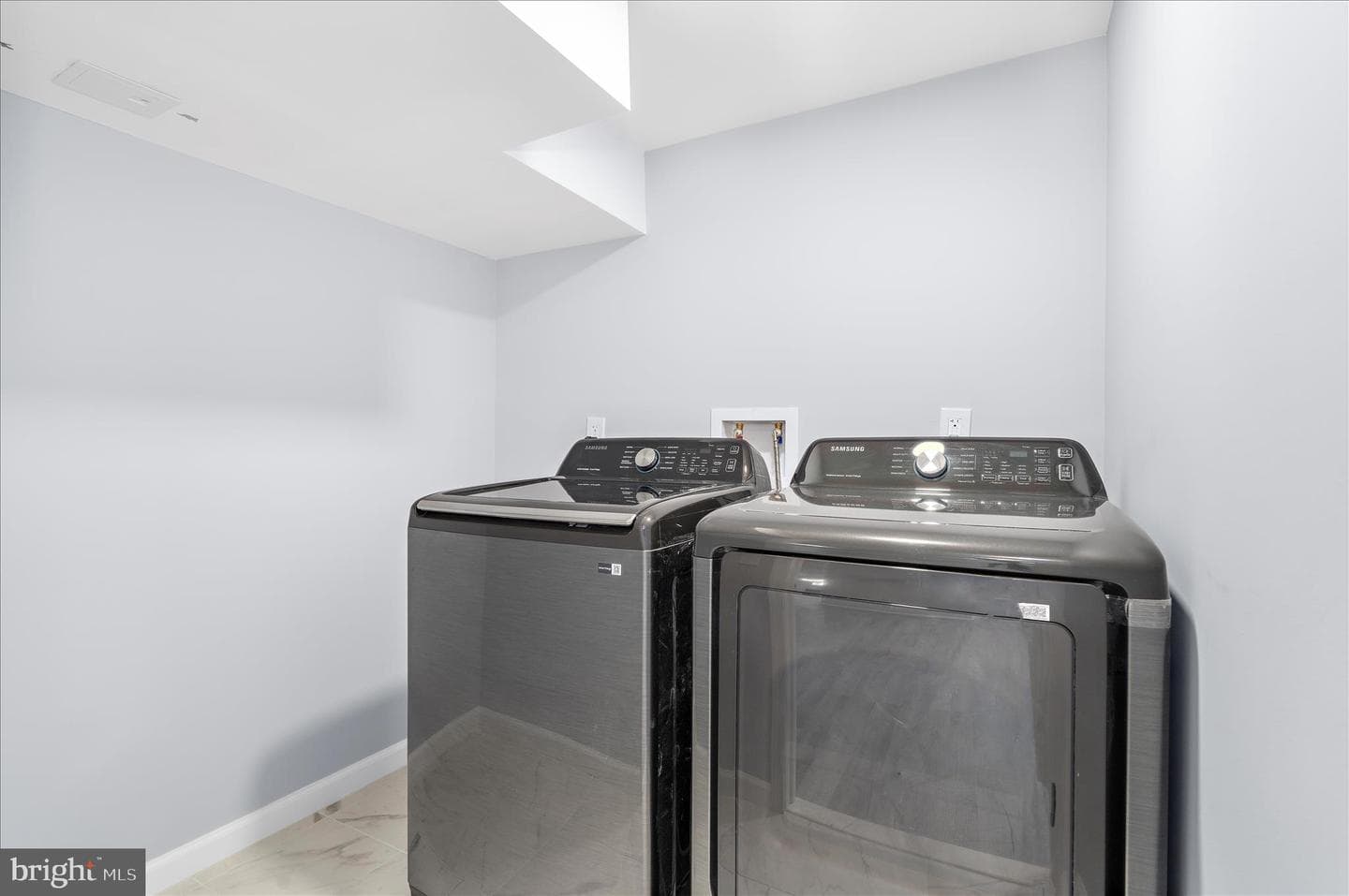 229 Sipple Avenue photo 31