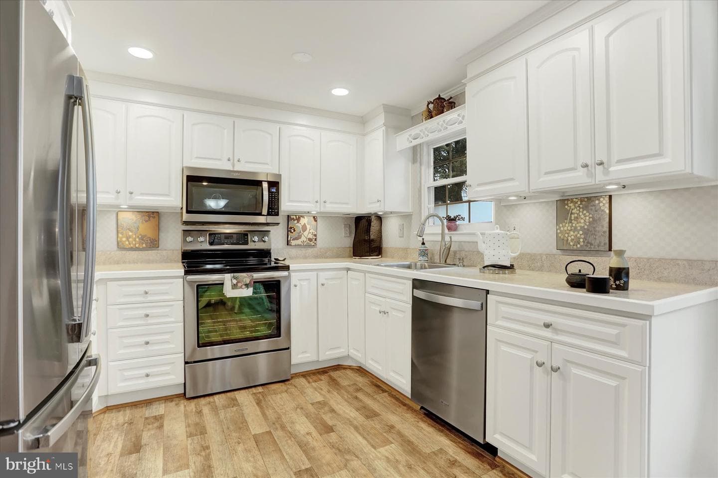 9228 Bowline Road photo 11