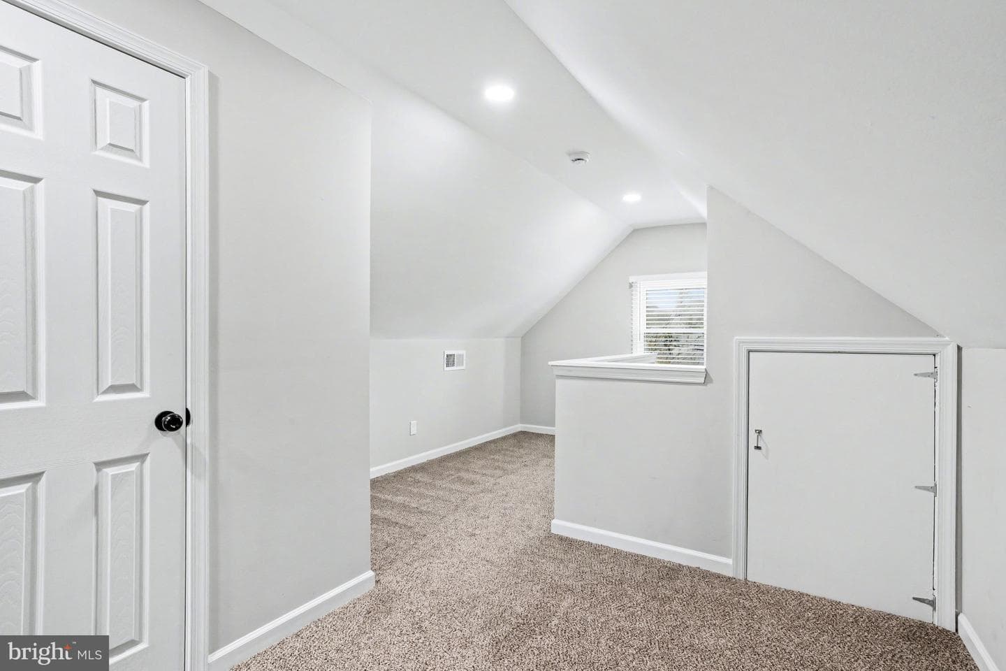 2514 Wentworth Road photo 9
