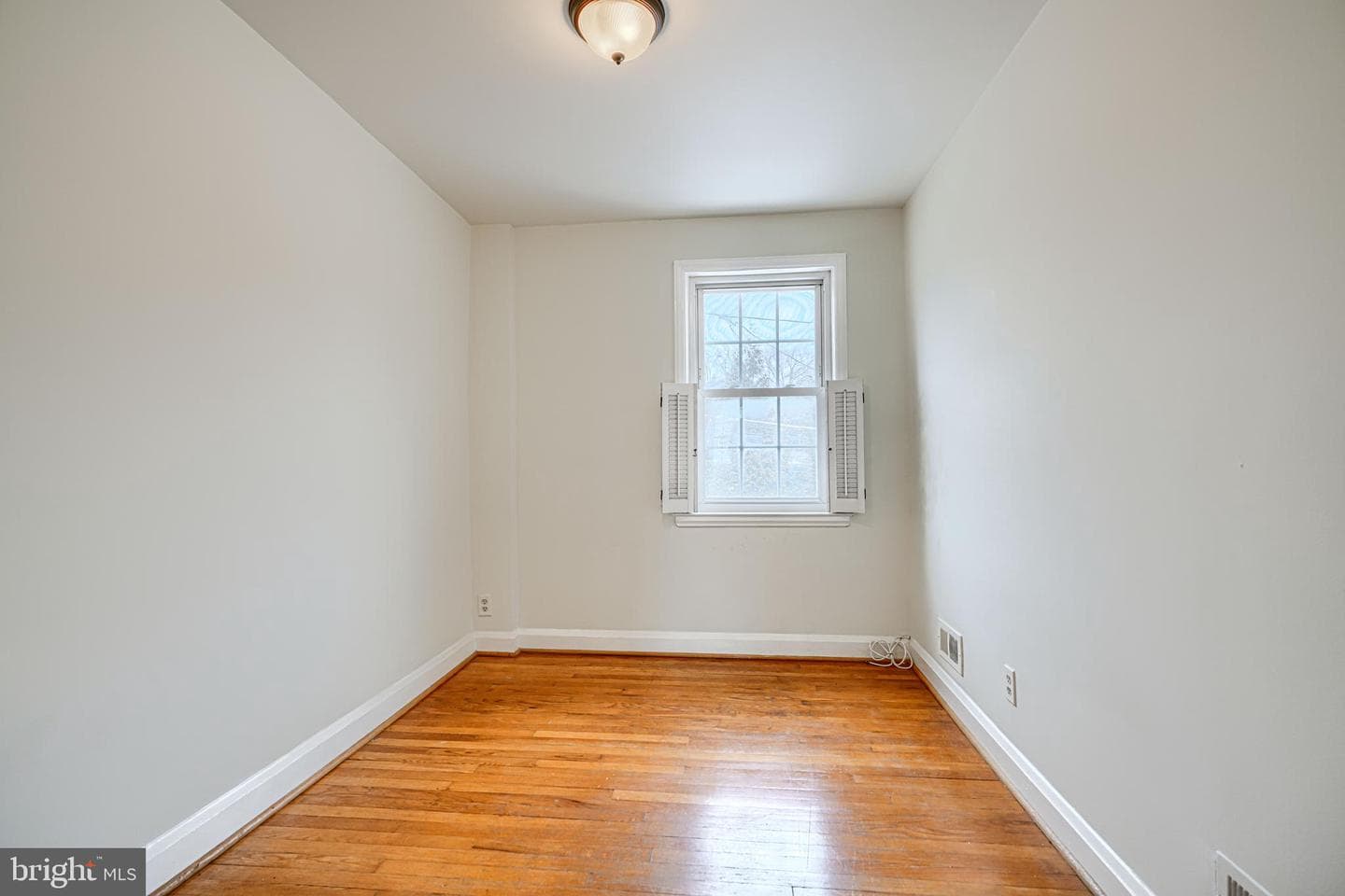 146 Dumbarton Road photo 20