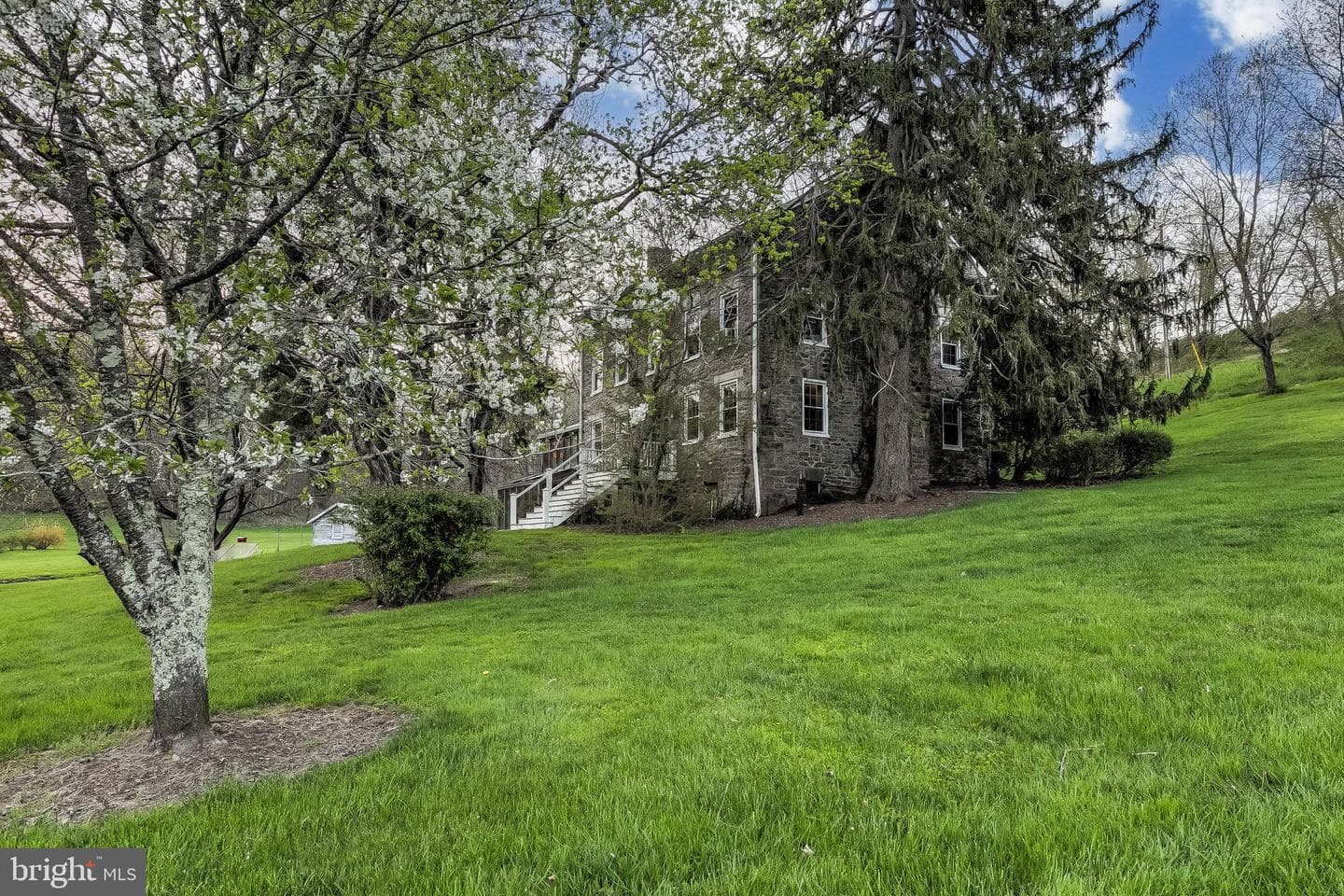 1449 Corbett Road photo 8