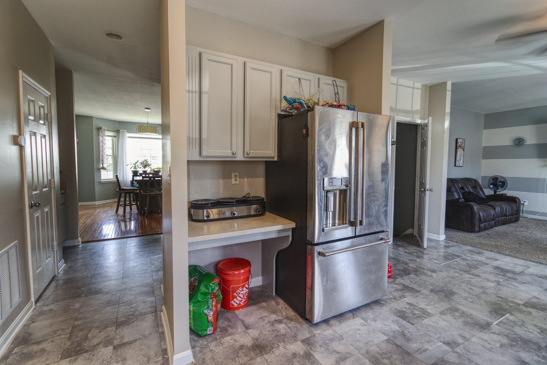 215 Seamaster Rd photo 13