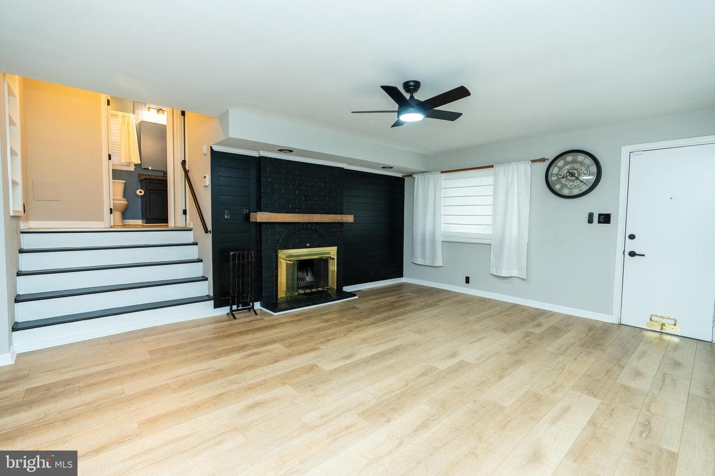 8208 Dogwood Drive photo 5