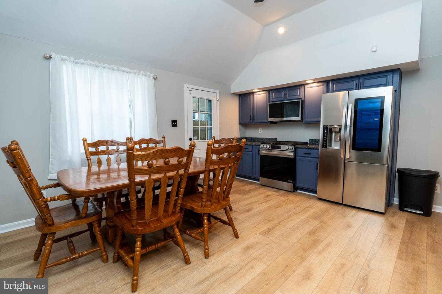 8208 Dogwood Drive photo 6