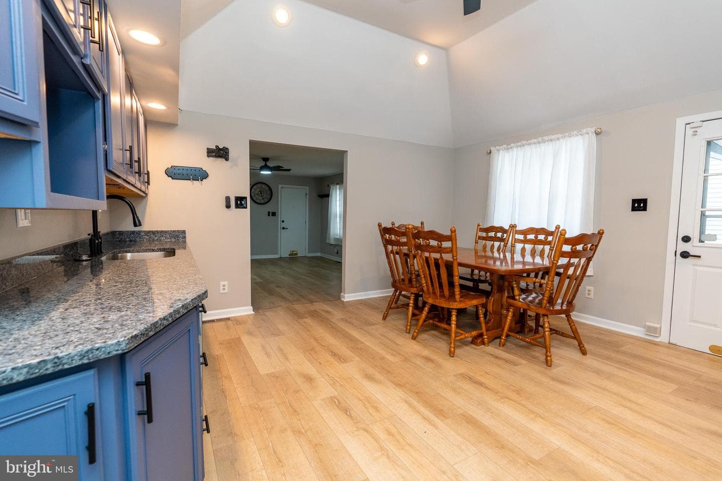 8208 Dogwood Drive photo 7