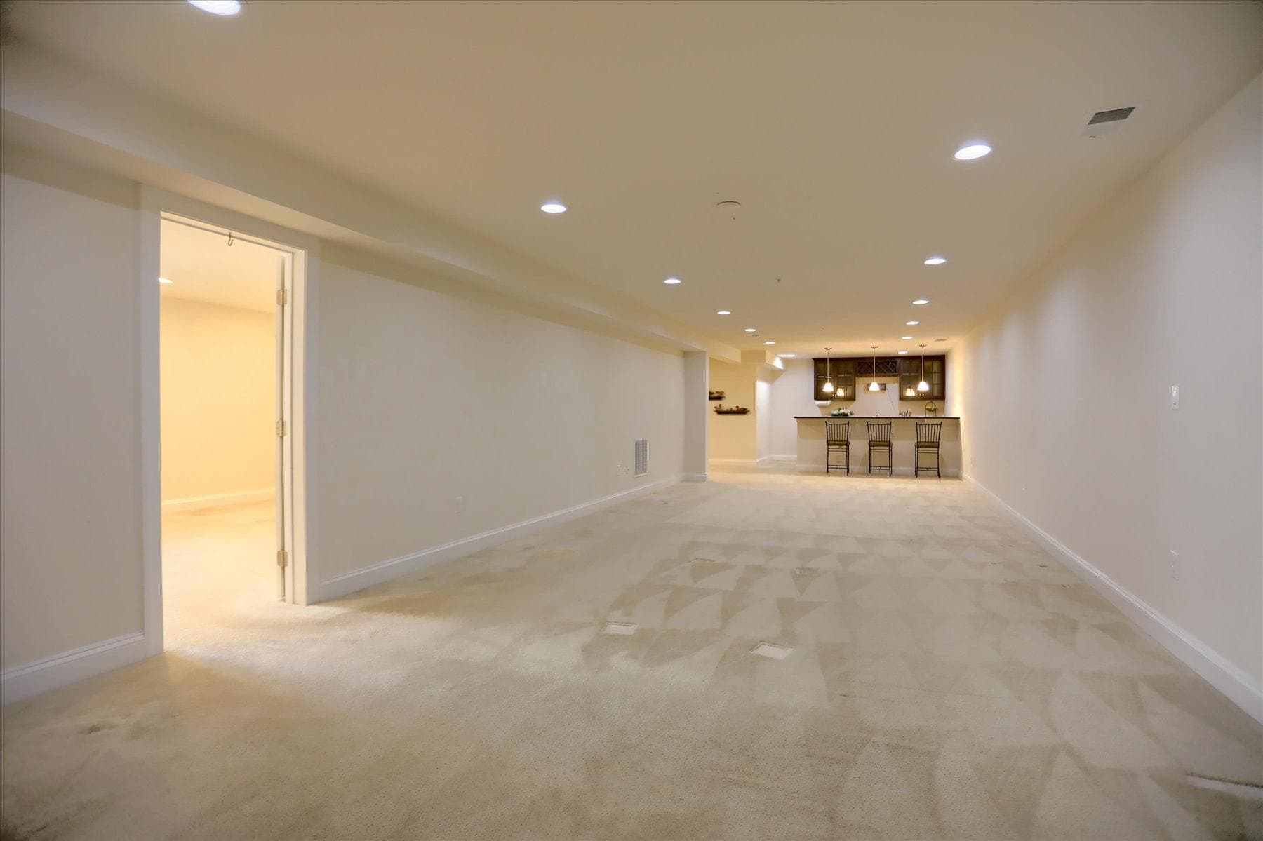 6910 Summit Circle photo 42