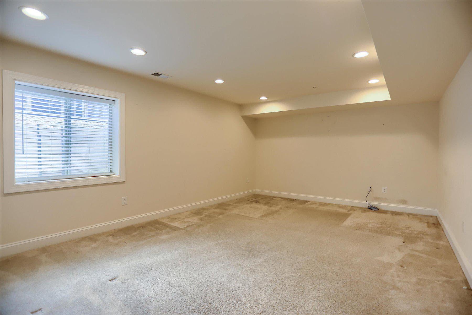 6910 Summit Circle photo 45