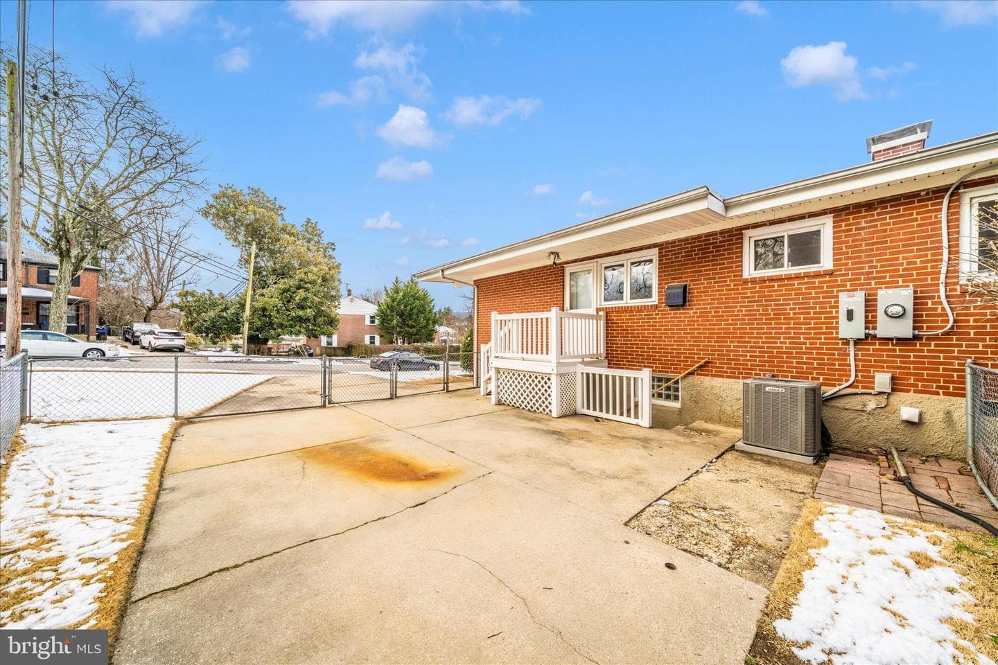 1302 Glenmont Road photo 39