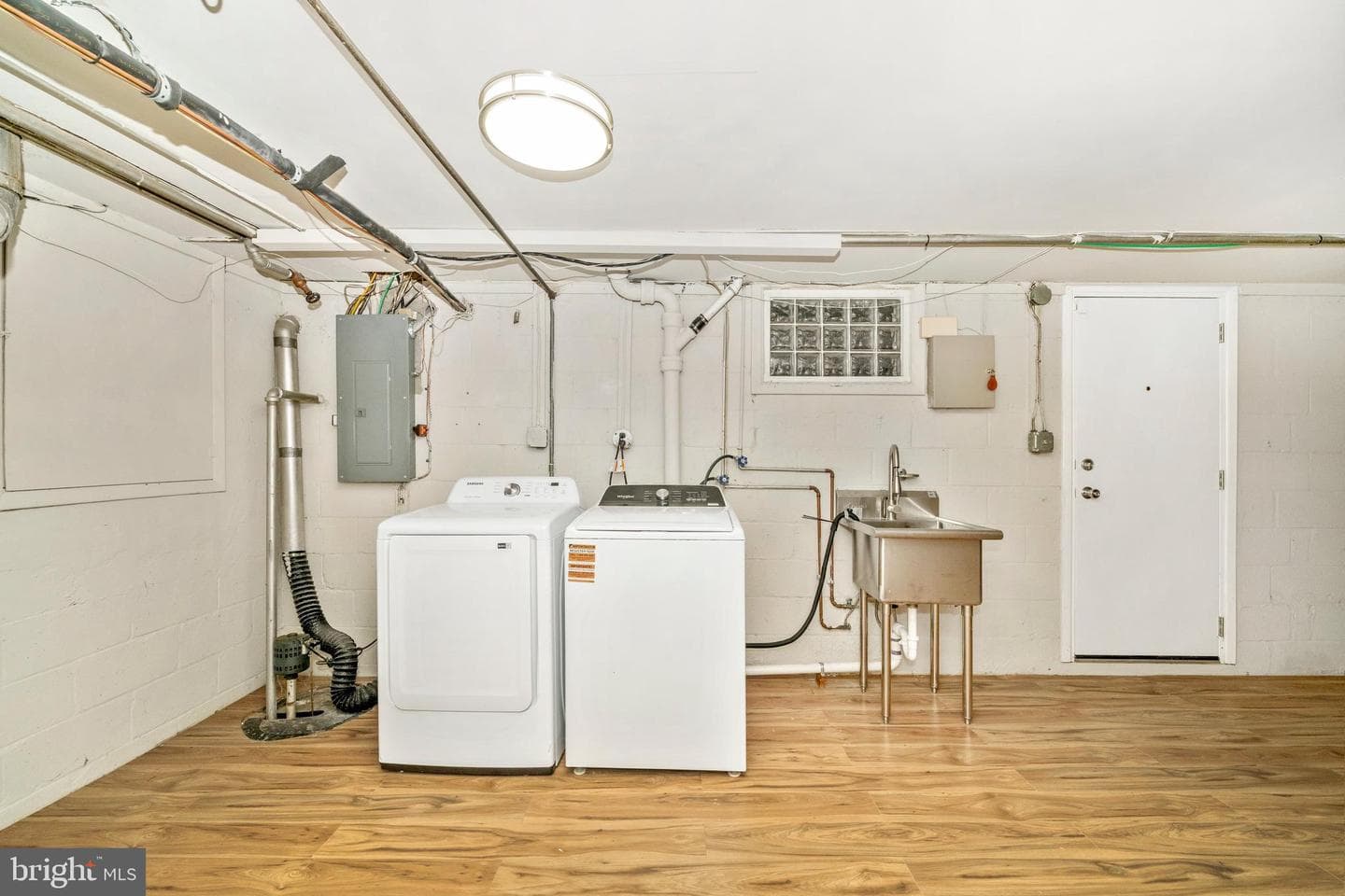 1302 Glenmont Road photo 45