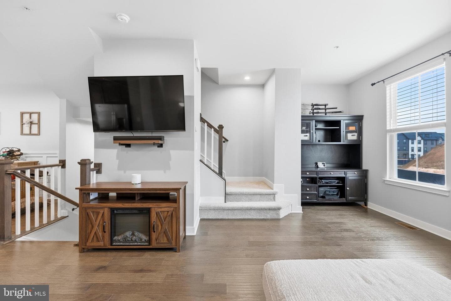 6312 Osterley Street photo 24