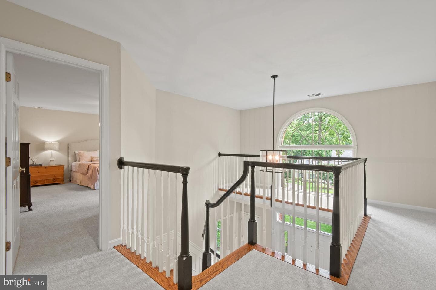 8 Henderson Hill Court photo 17