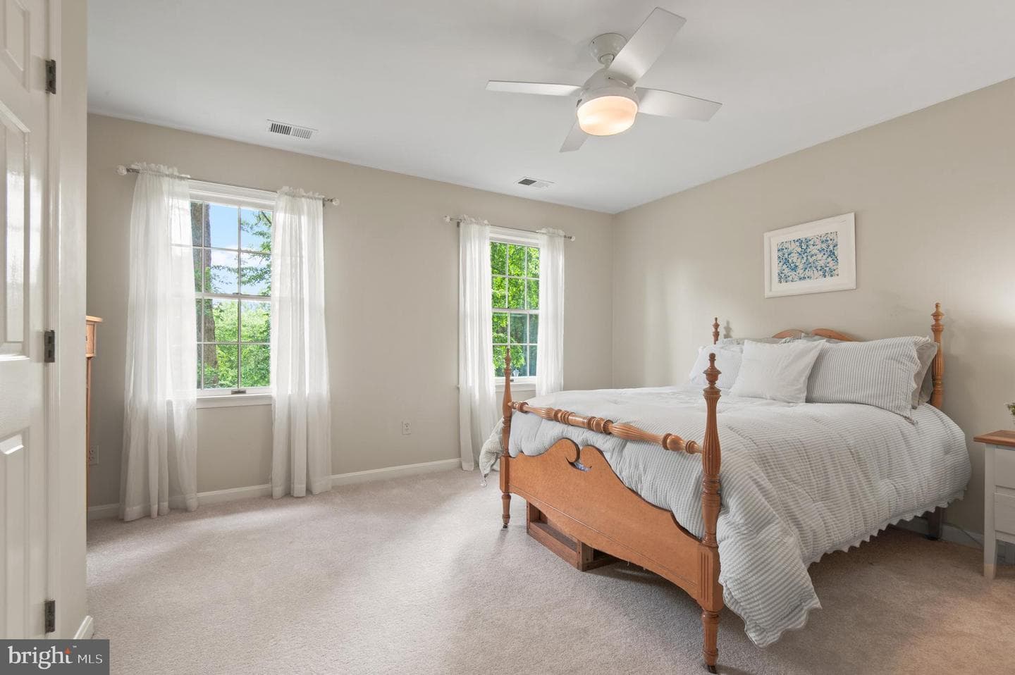 8 Henderson Hill Court photo 23