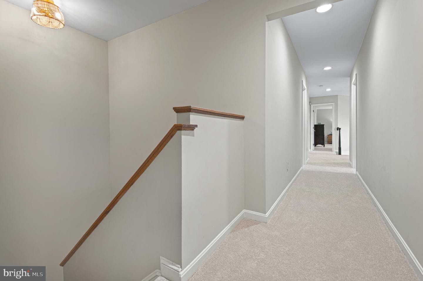 8 Henderson Hill Court photo 26
