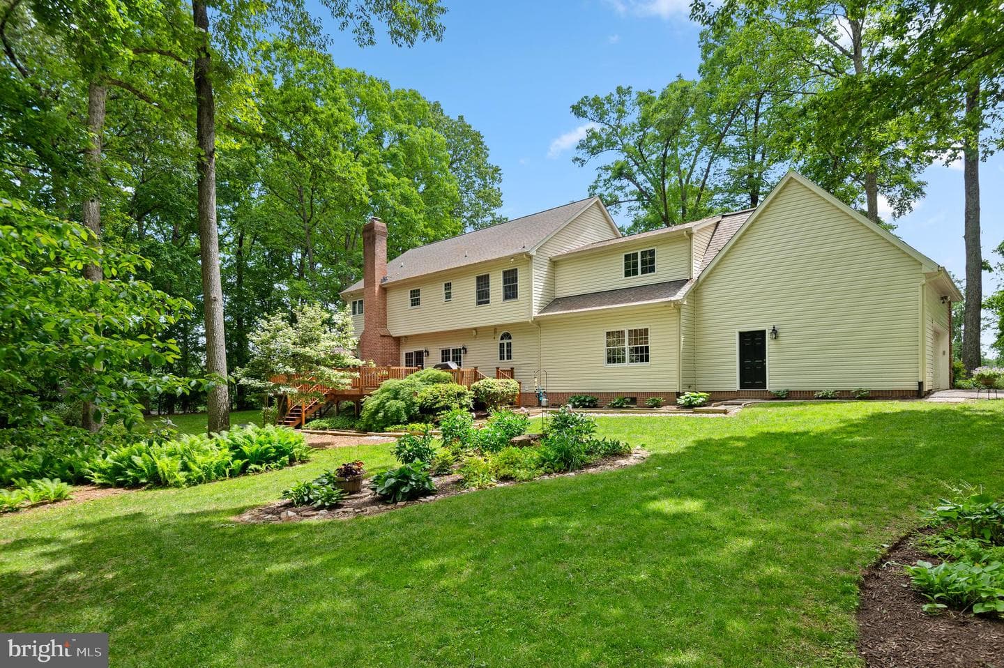 8 Henderson Hill Court photo 39