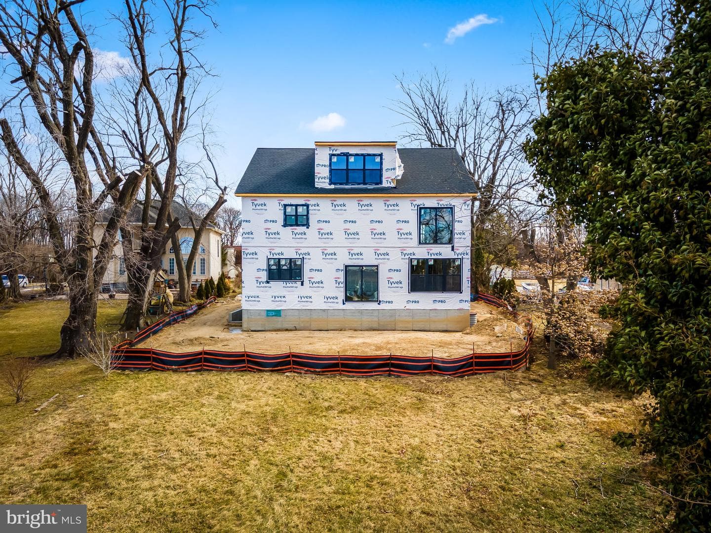 1158 E Riverside Avenue photo 11