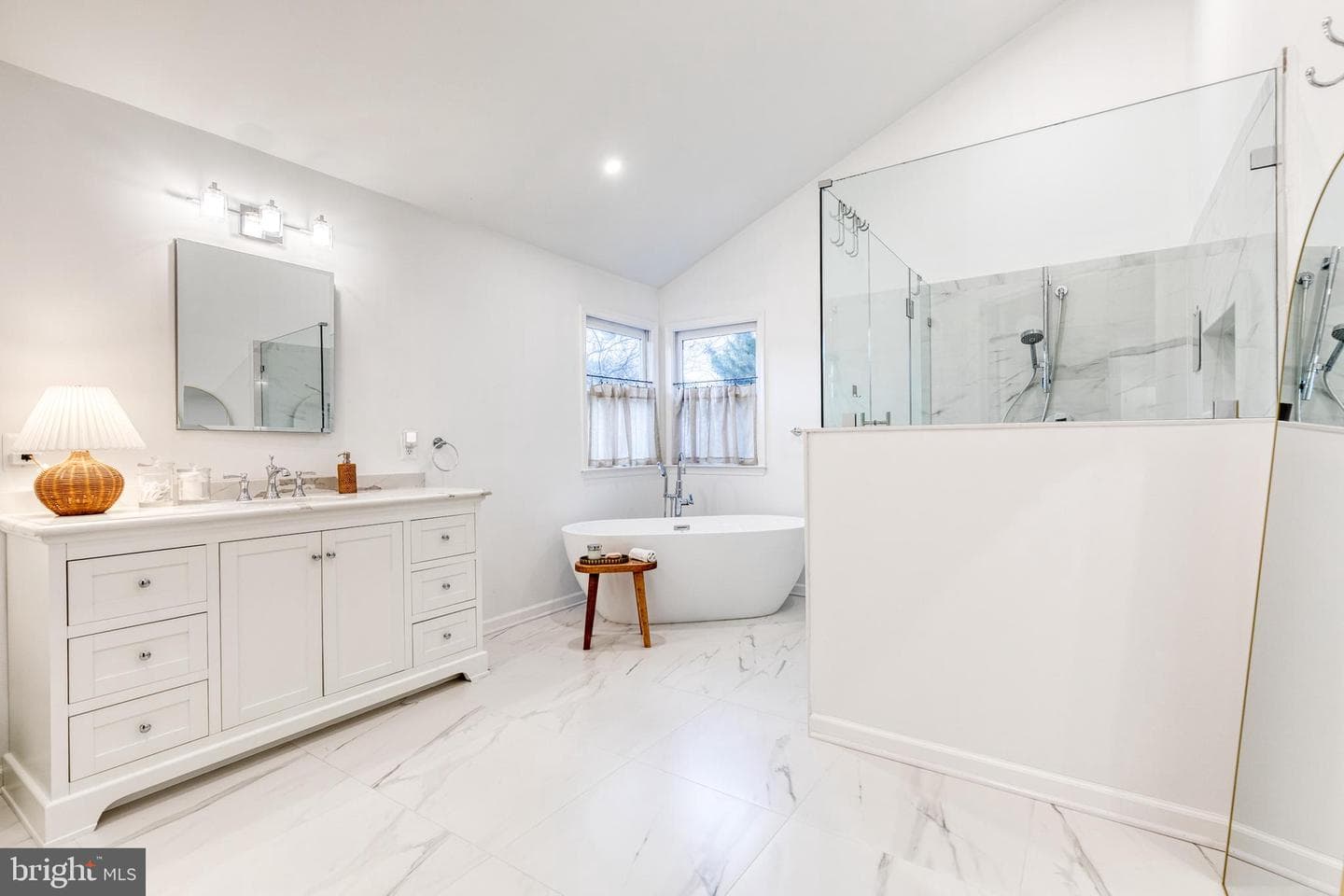 50 Beecham Court photo 25