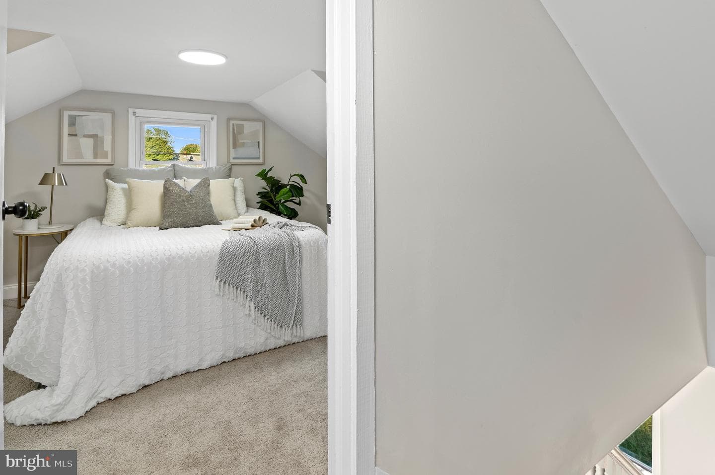 1237 Willow Road photo 26