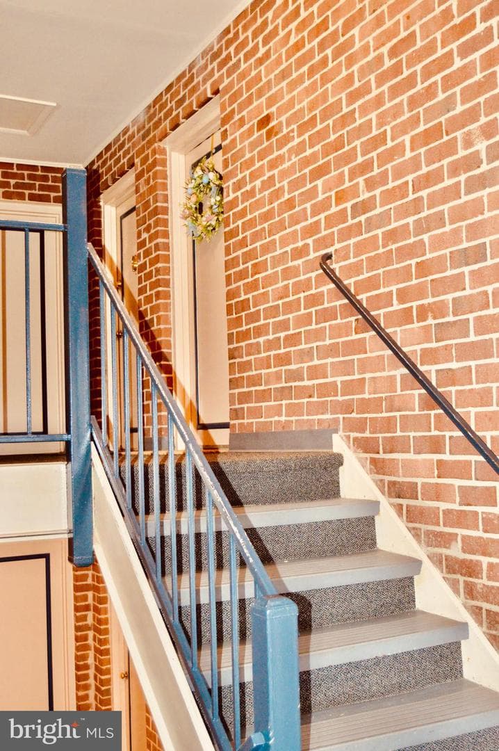105 Fitz Court #202 photo 6