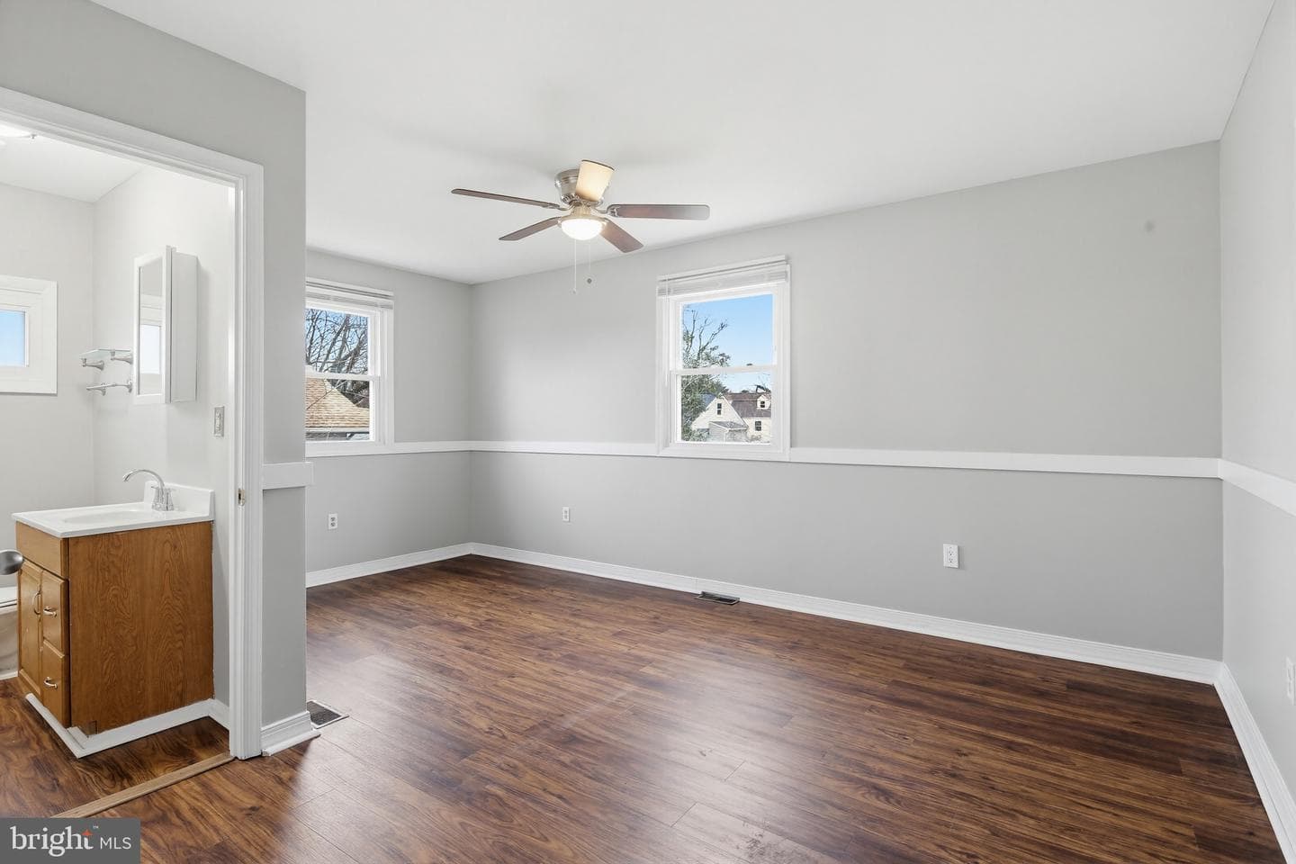 3021 Arizona Avenue photo 13