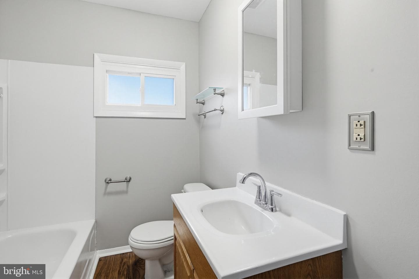 3021 Arizona Avenue photo 16