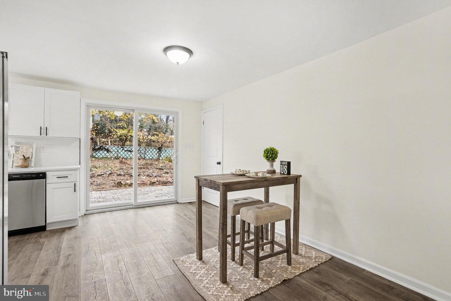 8029 Rider Avenue photo 10