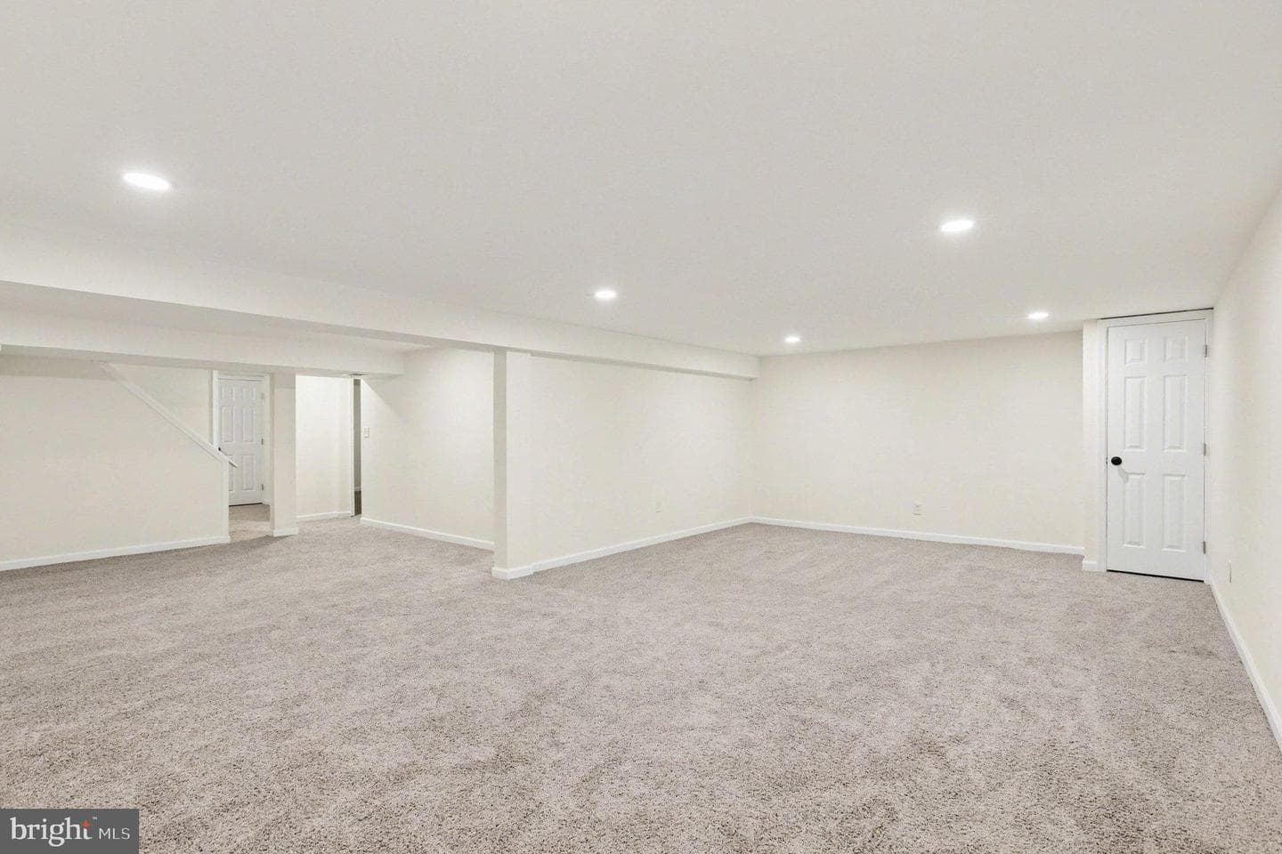8029 Rider Avenue photo 28