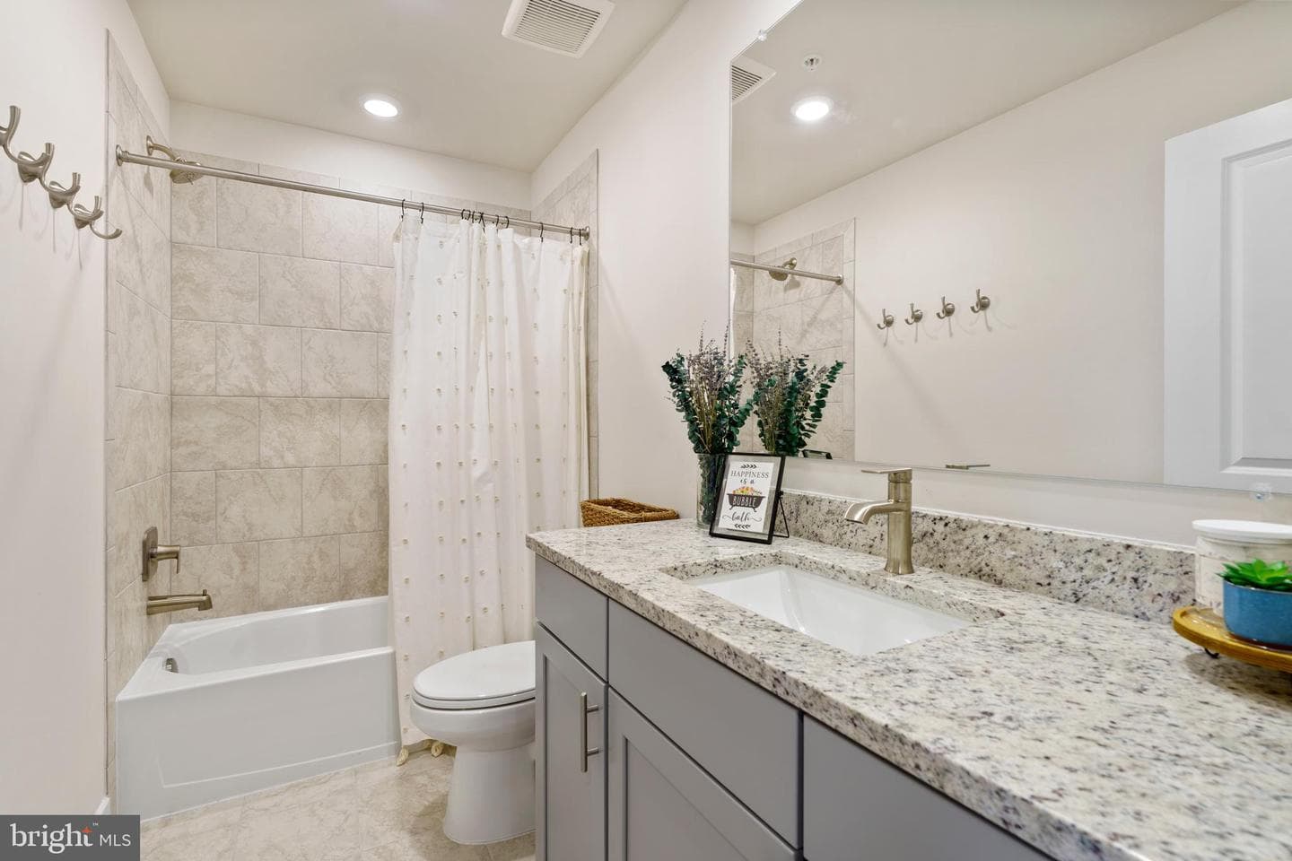 207 Birdie Court photo 24