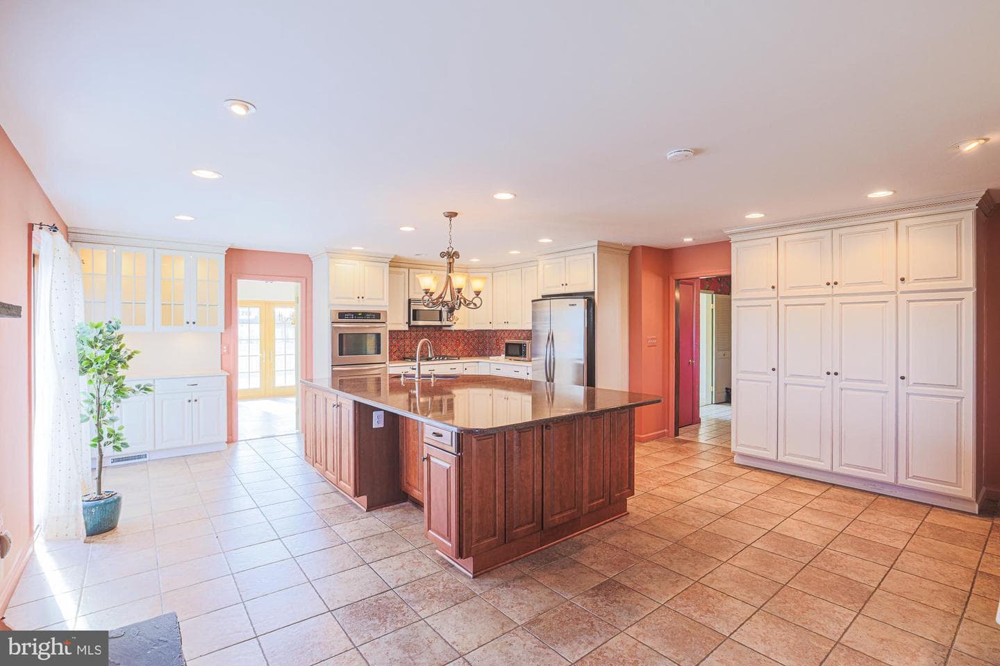 14005 Foxland Road photo 21